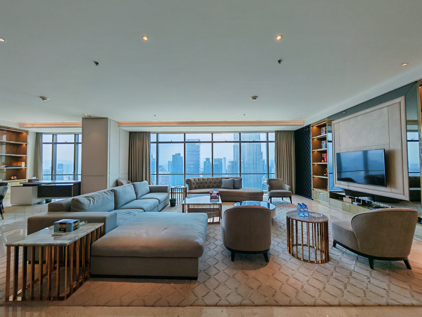 The Ritz-Carlton Penthouse – A Crown Jewel in Kuala Lumpur’s Skyline