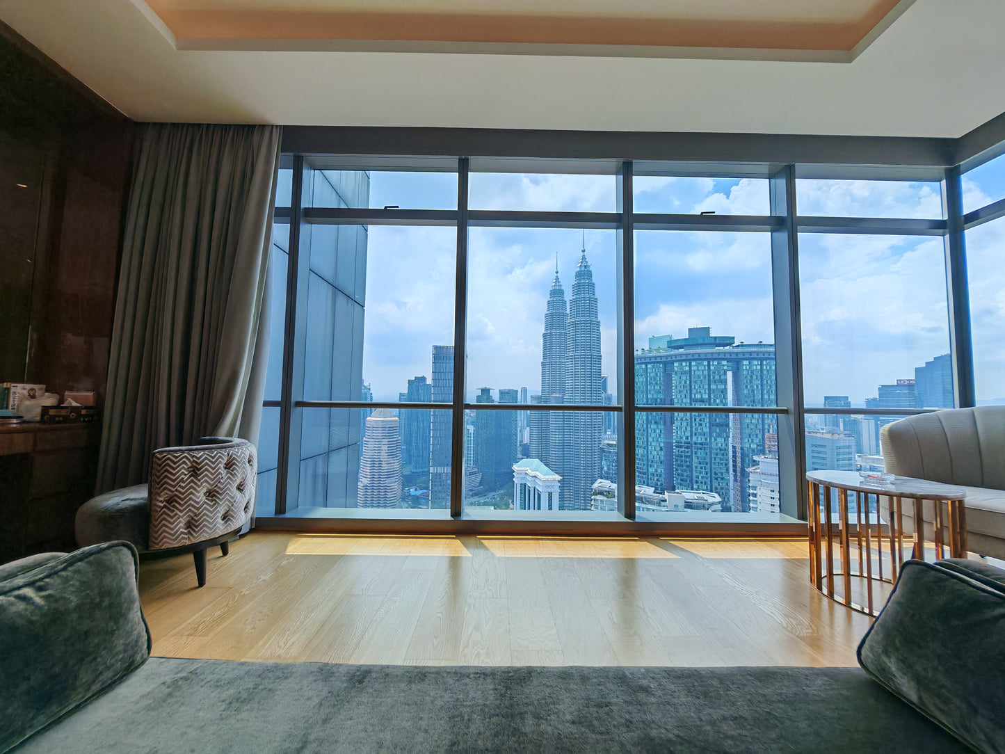 The Ritz-Carlton Penthouse – A Crown Jewel in Kuala Lumpur’s Skyline