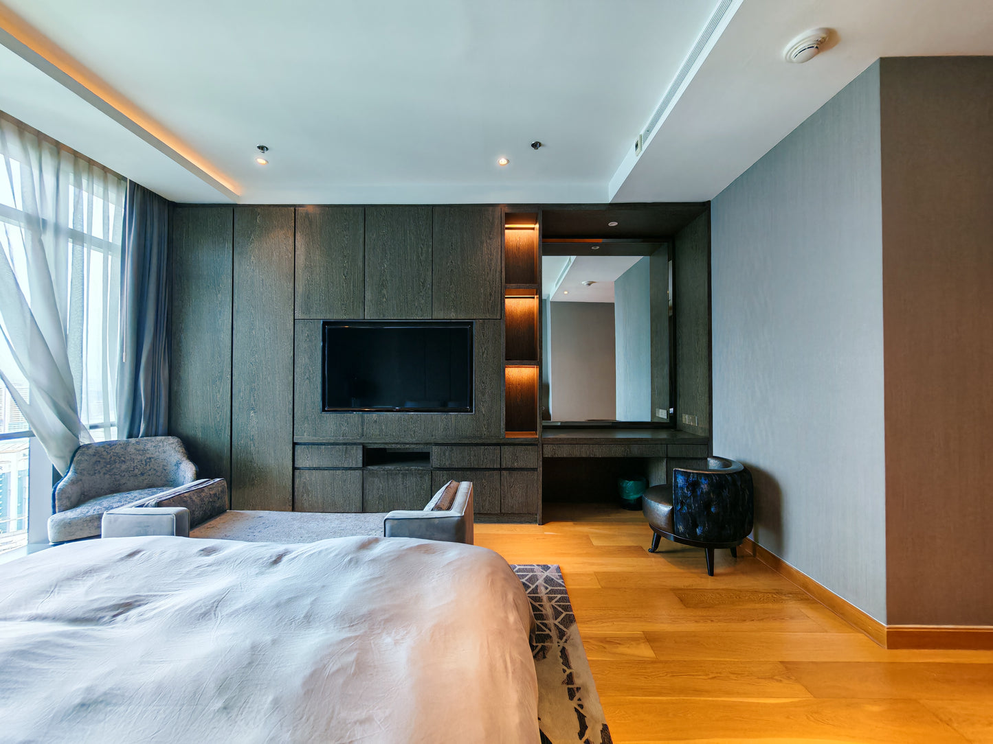 The Ritz-Carlton Penthouse – A Crown Jewel in Kuala Lumpur’s Skyline