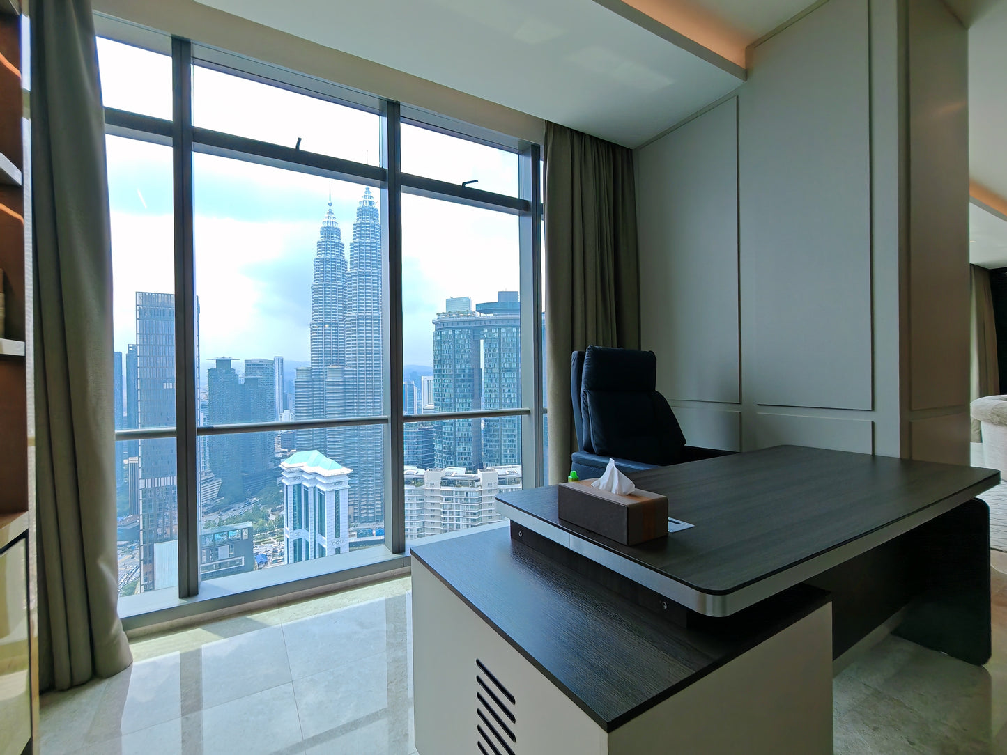 The Ritz-Carlton Penthouse – A Crown Jewel in Kuala Lumpur’s Skyline