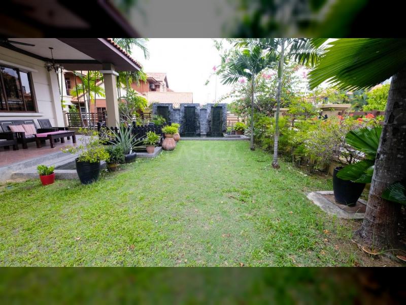 DOUBLE STOREY BUNGALOW JALAN PJU . LAMAN ARA , ARA DAMANSARA