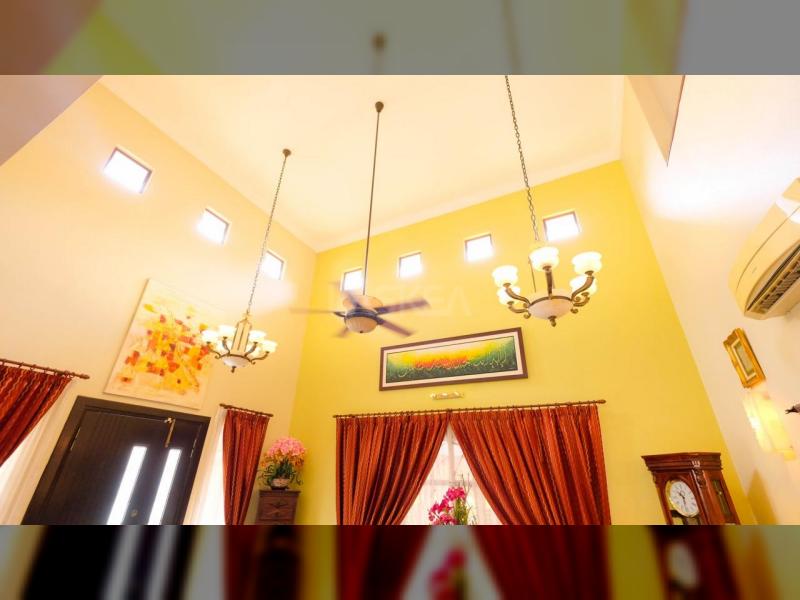 DOUBLE STOREY BUNGALOW JALAN PJU . LAMAN ARA , ARA DAMANSARA