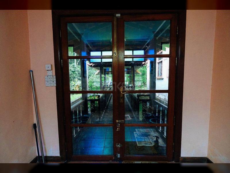 THE BIGGEST BUNGALOW IN DAMANSARA WITH 81,000 SQFT LAND AREA AND SEPARATE 3 STRUCTURE.. FREEHOLD !!! MUST VIEW TO BELIEVE
