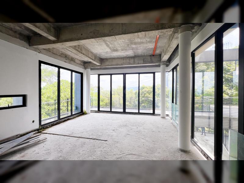 MODERN BUNGALOW COUNTRY HEIGHTS DAMANSARA WITH INFINITY POOL
