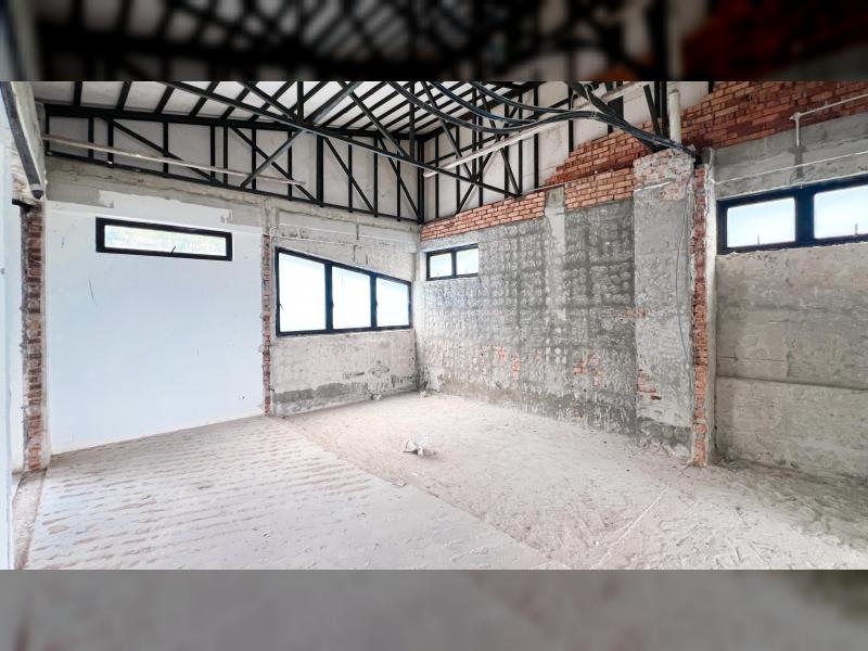 MODERN BUNGALOW COUNTRY HEIGHTS DAMANSARA WITH INFINITY POOL
