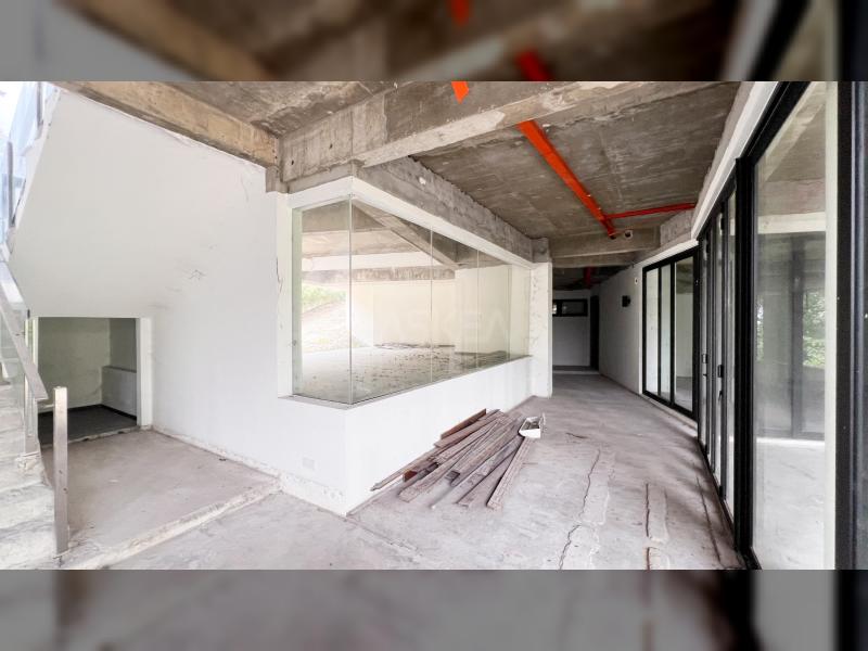 MODERN BUNGALOW COUNTRY HEIGHTS DAMANSARA WITH INFINITY POOL