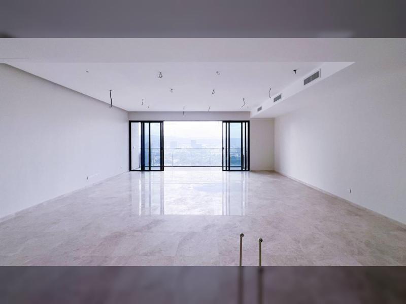 THE MANOR KLCC - GOLF COURSE VIEW - NEW BARE UNIT - HIGH FLOOR 3 BEDROOMS