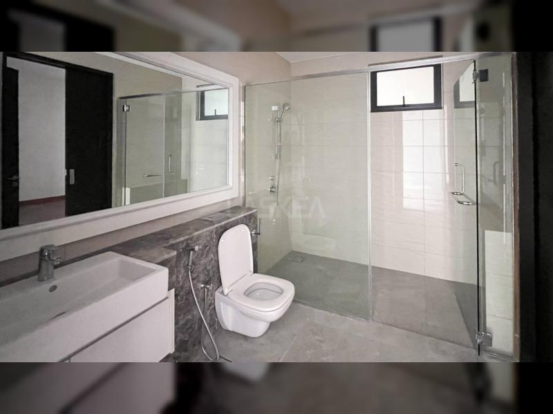 THE MANOR KLCC - GOLF COURSE VIEW - NEW BARE UNIT - HIGH FLOOR 3 BEDROOMS