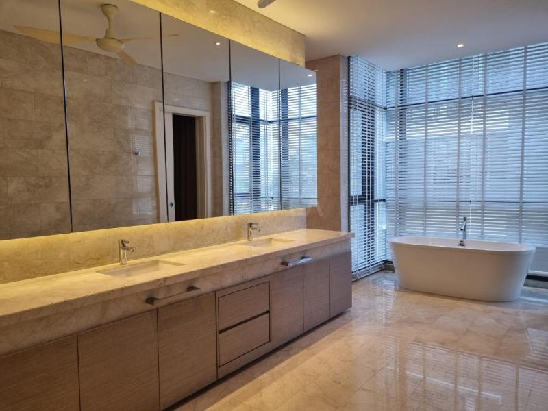 Madge Mansion U-Thant KLCC | Ultra Luxury Residence With Private Lift , Well Renovated