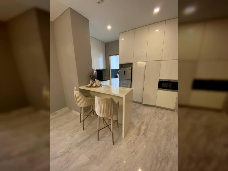 Nobleton Crest U-Thant KLCC | - Below Market Price Luxury Condo in U-Thant Ampang Hilir KLCC Kuala Lumpur. Duplex unit with Private Lift. Fully Renovated with move-in condition.
