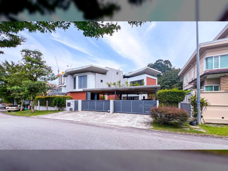 UNIQUE BUNGALOW FACING GOLF COURSE - TROPICANA INDAH PETALING JAYA