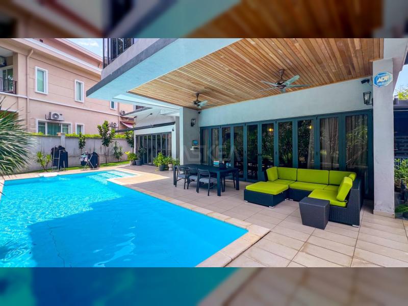 UNIQUE BUNGALOW FACING GOLF COURSE - TROPICANA INDAH PETALING JAYA