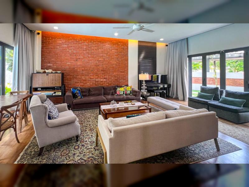 UNIQUE BUNGALOW FACING GOLF COURSE - TROPICANA INDAH PETALING JAYA