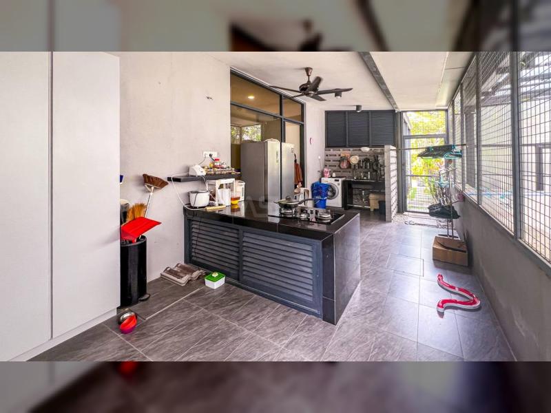 UNIQUE BUNGALOW FACING GOLF COURSE - TROPICANA INDAH PETALING JAYA