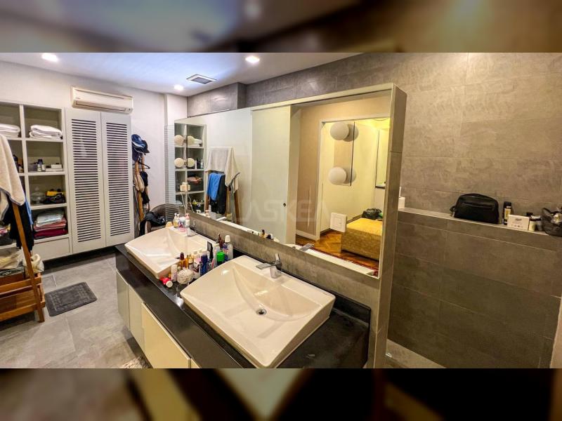 UNIQUE BUNGALOW FACING GOLF COURSE - TROPICANA INDAH PETALING JAYA