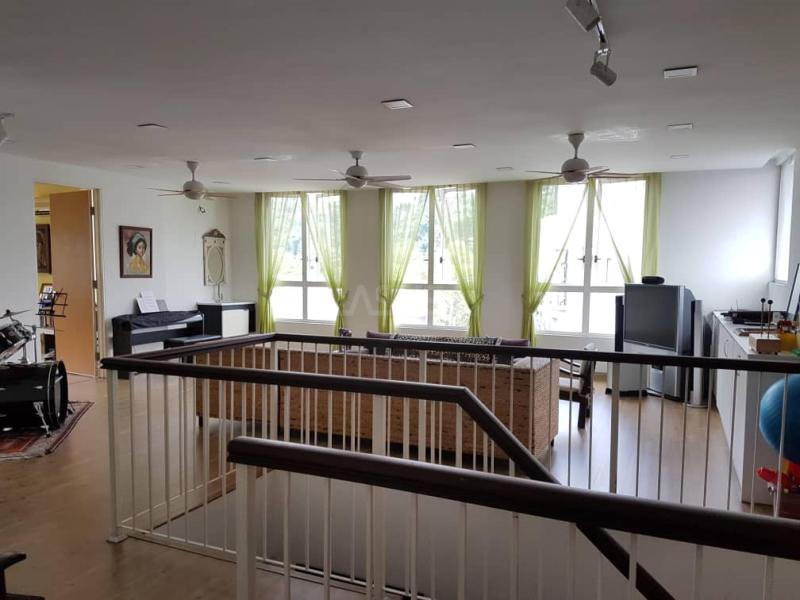 Bangsar, Bukit Bandaraya Juala Lumpur 2.5 Storey Renovated Bungalow Land Area 7,700sf Bu 7,100sf 7 Rooms 6 Baths RM5.5 Million Neg