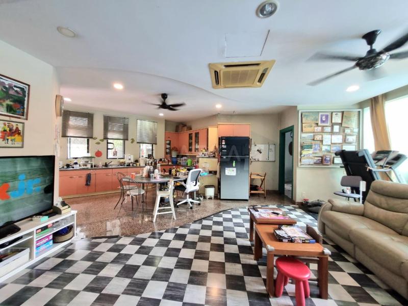 2.5 STOREY BUNGALOW Lorong Damai, Off Jalan Damai Keramat Kuala Lumpur