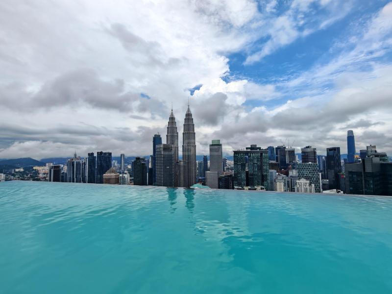 Victory Suites KLCC | Airbnb Hotspot, Below Market, Price High Floor unit with KLCC view