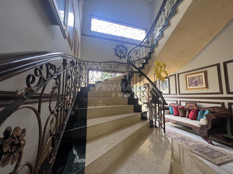 DOUBLE STOREY BUNGALOW HOUSE @ KEMENSAH HEIGHT FOR SALE