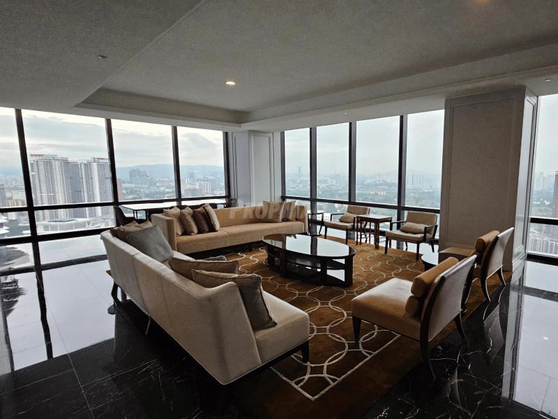 Prestigious St Regis Residence, KL Sentral, Kuala Lumpur - 2 Bedrooms For Sale
