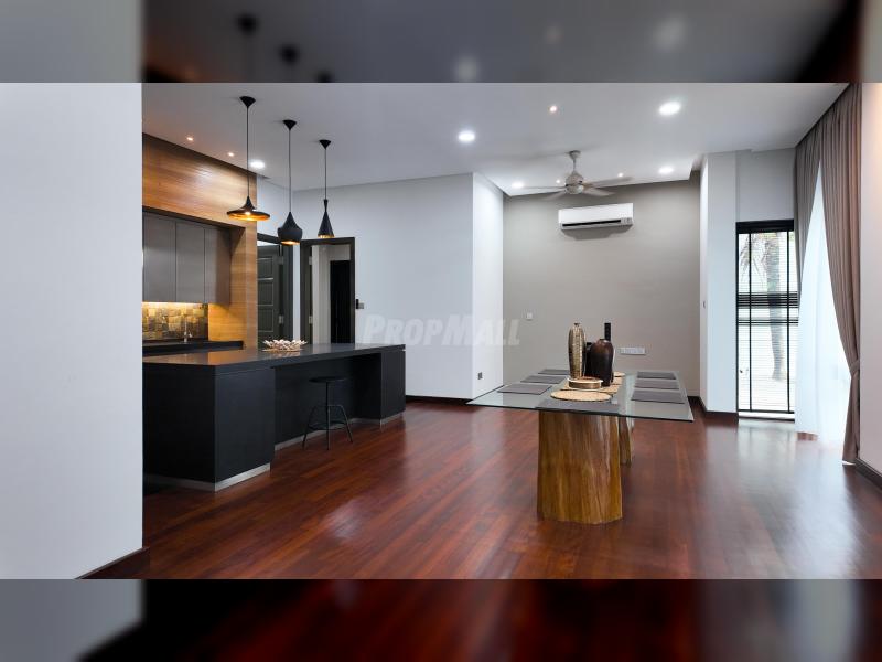 MODERN BUNGALOW GLENHILL SAUJANA - FULLY RENOVATED - NEAR ARA DAMANSARA