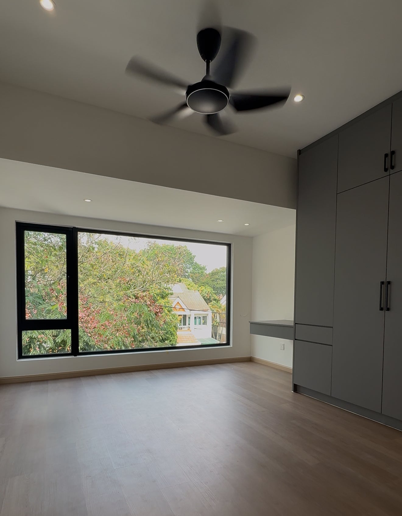 Sri Hartamas Townhouse for Sale – Freehold, Spacious Layout, Prime Location