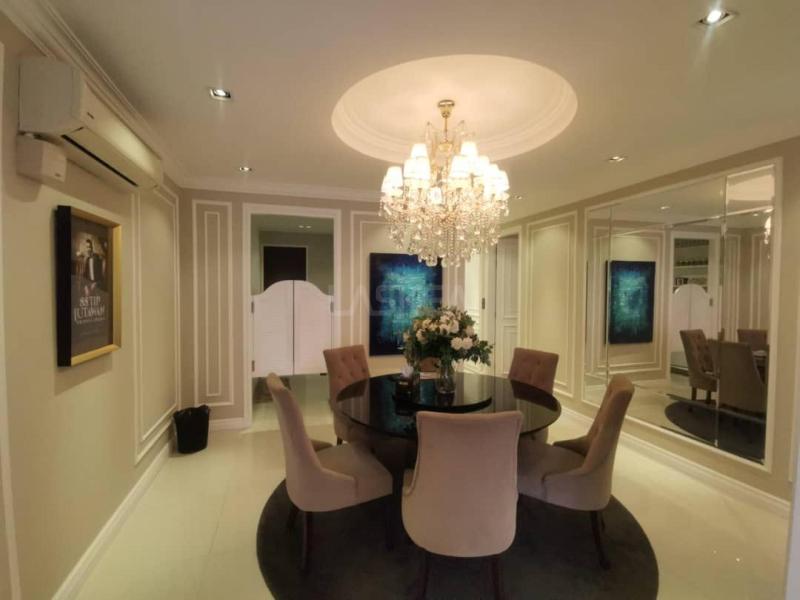 RENOVATED UNIT & FULLY FURNISHED Setia Sky Residences, Jalan Tun Razak, near KLCC