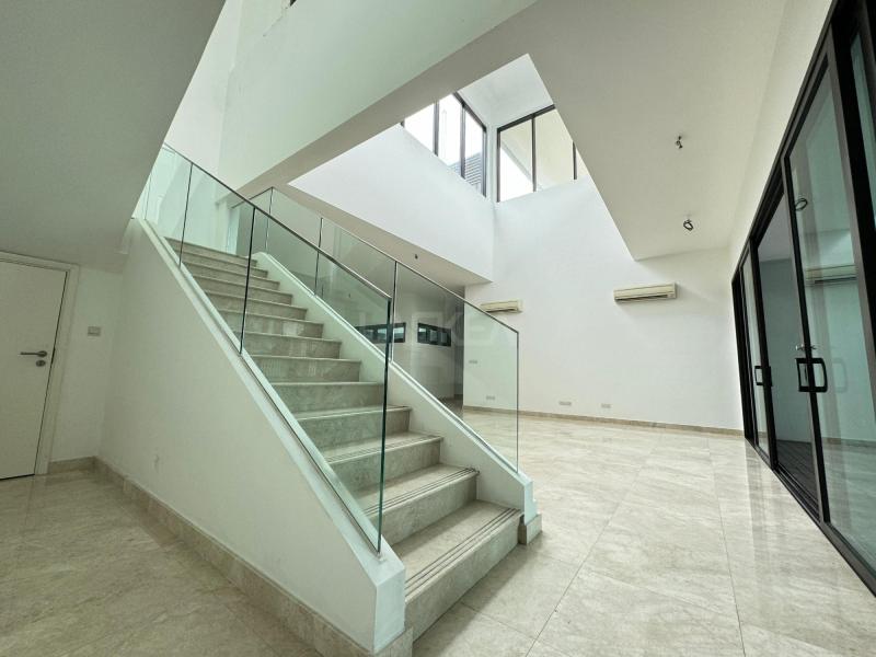 Sastra U-Thant KLCC | Below Market Value unit Duplex Private Pool, KLCC. Near ISKL