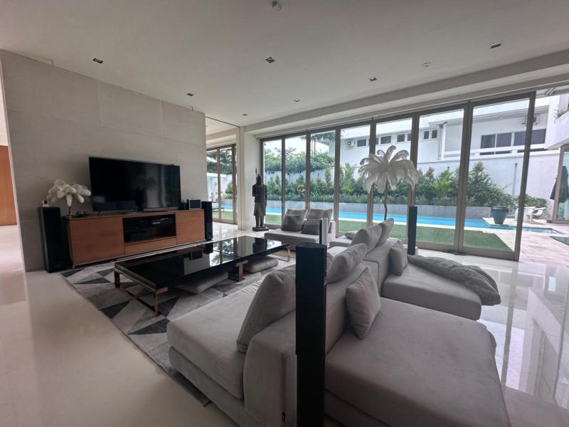 U-Thant Bungalow, KLCC | Ultra rare bungalow, Fully ID and Furnished with huge pool and Lift